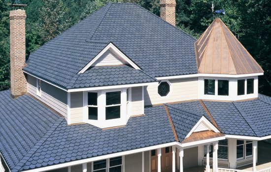 JimHicksHomePro's tweet photo. Certainteed Carriage House in Victorian Blue http://t.co/KJ5SZrxb