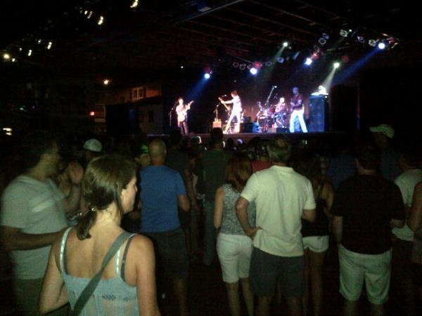 TOBlogger's tweet image. 54 40 on at #keytobala in beautiful #muskoka.  Huge crowd but incredibly hot!!  More drinks pls