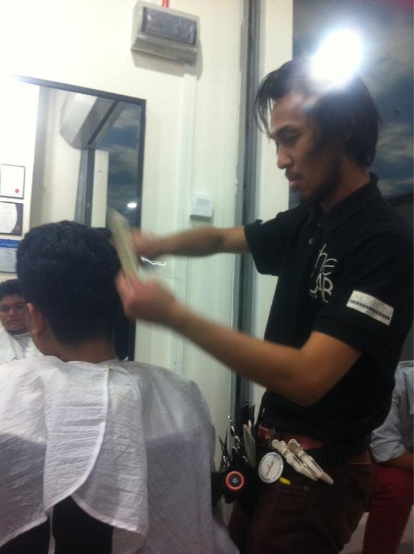 amankhal's tweet photo. abg nasir ...@asharisyafiq http://t.co/hQsS4Jdw