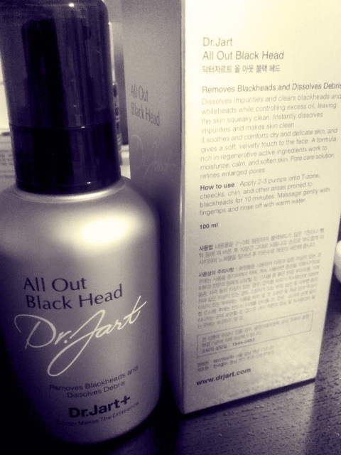 joandjam's tweet photo. This is a fantastic product...Dr Jart All Out Blackhead; clean out blackhead &amp; debris from pores! Super clean! 👍 http://t.co/slRthnmb