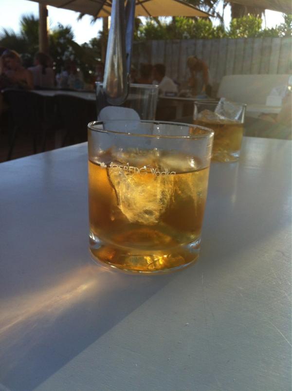 wassongo's tweet photo. Aora  jojo o no premo p.. @pedro__bob http://t.co/FEhNc2Sq