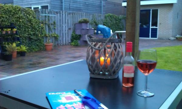 aghoekstra's tweet photo. Het regent, het regent en ik zit lekker droog..... :-) http://t.co/h5pUuHQb