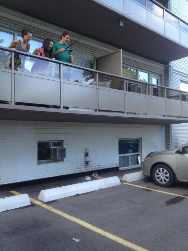 charleighhearne's tweet image. fishing from the apartment? #ourproblems @jesslizsousa @ILOVEJAYBIEBS @AWadden96 #Cody