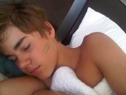 MeCamJohnson's tweet photo. #offline http://t.co/sehMlzyK