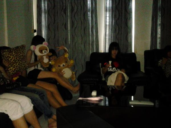 Cndyngg's tweet image. #xiaoshi#xiaofen#peace#rilakkuma lololl :p