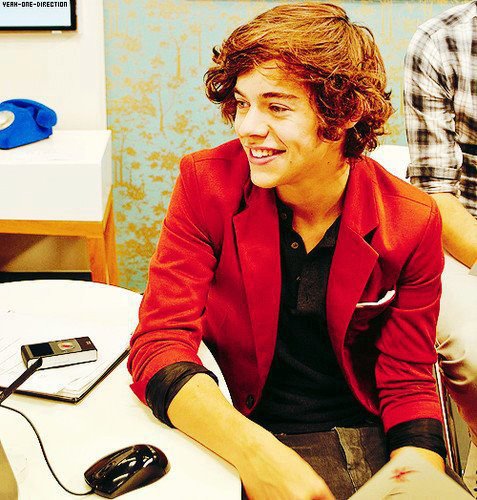 Burckardt's tweet photo. lindooo
amo  ONE   DIRECSON http://t.co/qMrw3bRv