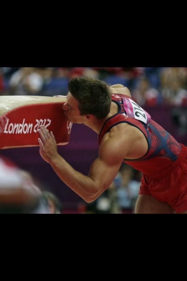 FierceSport's tweet photo. Look at my babe after he finished his season, Sam Mikulak ,ahh look at those muscles. http://t.co/kWkjIKmy