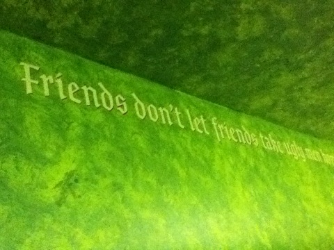 rachepitropakis's tweet photo. #tiltedkilt #funnygreen http://t.co/nRTYXVSz