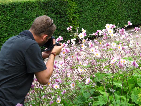 RealPaulWalker's tweet photo. It is always fun to be on the other side of the camera.  #TryNewThingsOutToday http://t.co/RDbNZGdJ