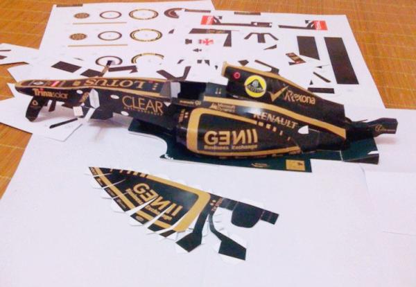 lilytan's tweet photo. half of my E20 done ^.^ really time consuming http://t.co/ln590y2B