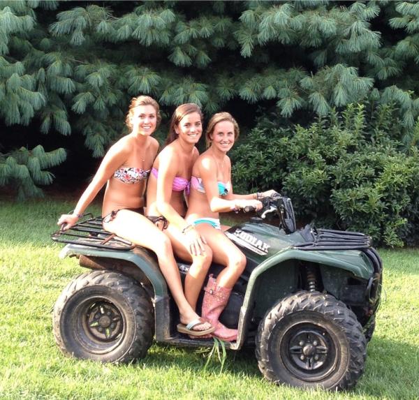 MammaF15's tweet photo. Country lovin http://t.co/21wwjHyB