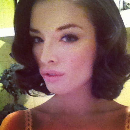 http://t.co/rI8Jo8Jg check out the hair and makeup artist site she's amazing! http://t.co/g79U7CwW