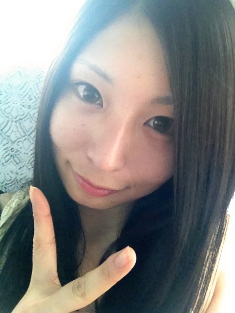 皆様、おはよおございます♡これからグラビア撮影いってきまーす(・&forall;・) http://t.co/77iYVk7w