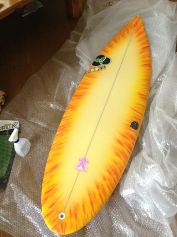 Sea617Sun919's tweet photo. 長男 NEWボード🏄✨✨
がんばろっ😉 http://t.co/gW7hP7qO
