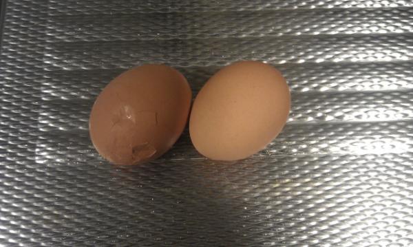 ReneeRhemrev's tweet photo. @keessimonis Kijk eens wat ik van je lieve vrouw heb gekregen! #jamm..! :) Jij weer lekker drop? ;) http://t.co/m0p90f5c