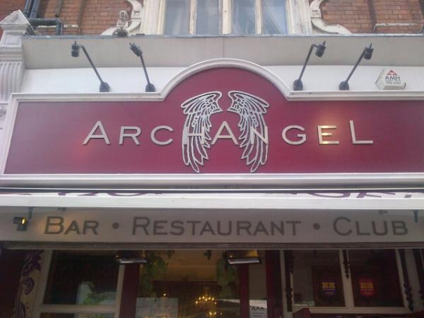 Phoenixbulvd's tweet photo. @TheArchangelEmp http://t.co/sIDEOw3d