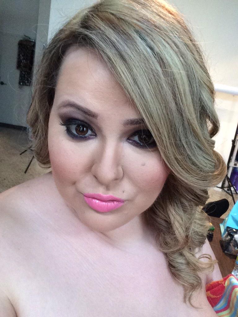 TW Pornstars - 1 pic. Mandy Majestic. Twitter. Makeup and hair for my scene on @plumperpass with
