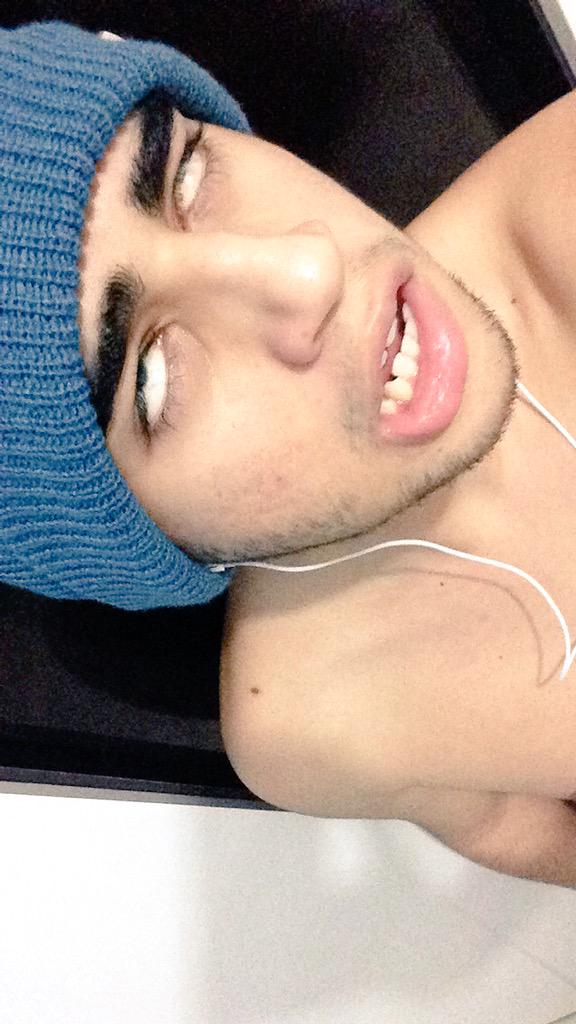 MarkowsM's tweet photo. "Nossa, vc sumiu" "nossa, vc me esqueceu" http://t.co/1fJ7vmkWb6
