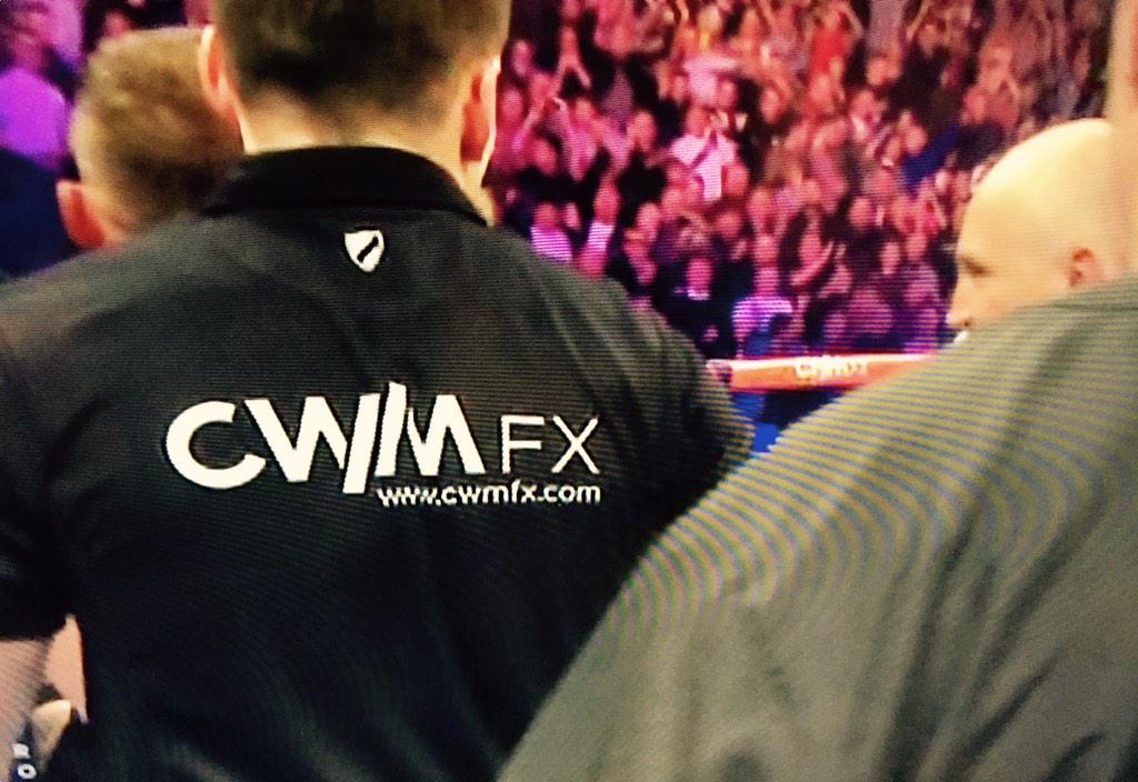PlayerLayer's tweet photo. Well done @RealCFrampton sensational win! @ClonesCyclone #bestintheworld #belong http://t.co/Hk6oFPOLTy