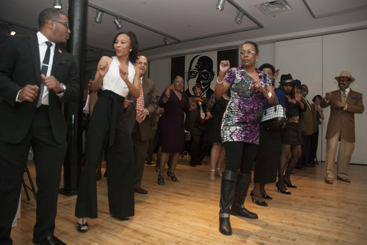 JubileeArts1's tweet image. Come join the fun!! Get your tickets today! #DFAC2015 ow.ly/Jl78Z