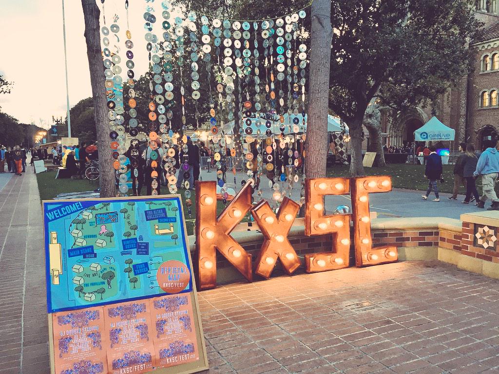 geronimocramos's tweet photo. Getting groovy at #kxscfest @KXSC http://t.co/VKj3Dau2Qr
