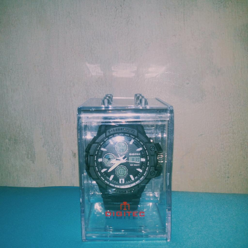 Gift from my mother on my bornday. Thanks momm