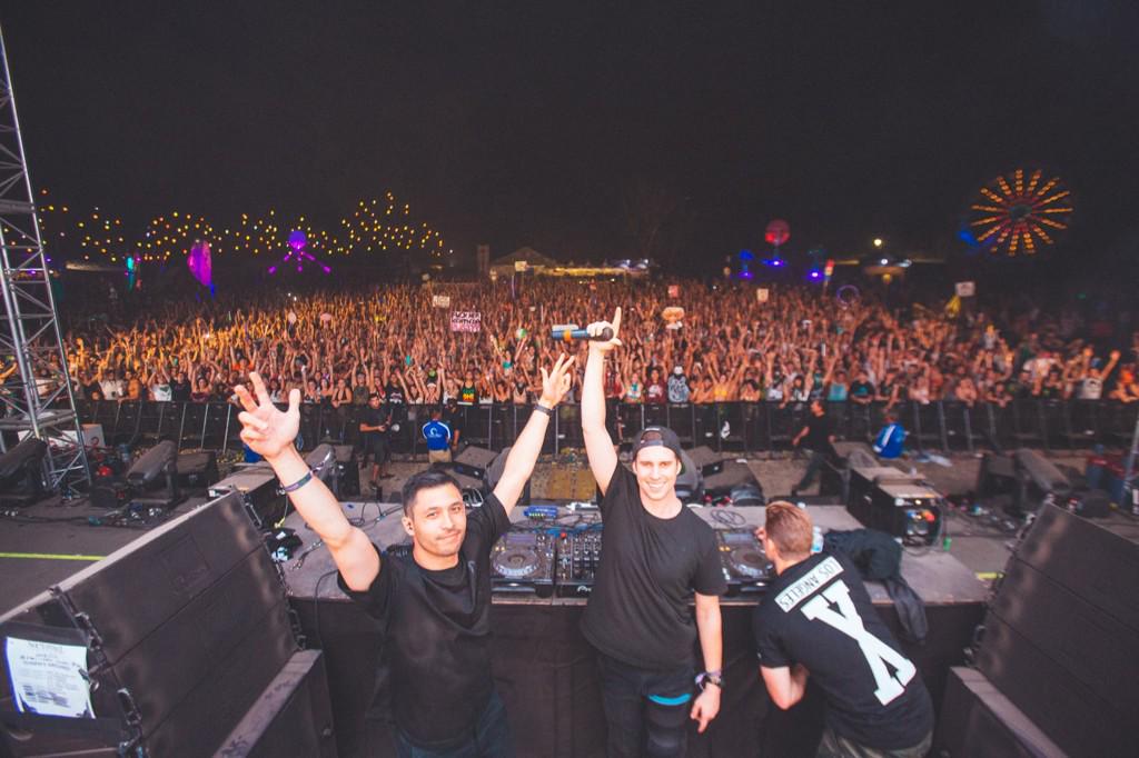 TRAPFEST's tweet photo. 2 weeks from now we're ready to party with SLANDER! #TRAPFESTBLACKOUT http://t.co/8tZ0tJQwNK
