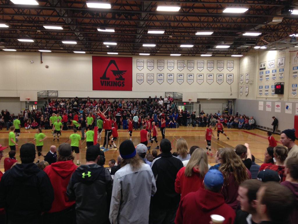 UofA_AugVikings's tweet photo. It's a packed house here, and it just keeps getting fuller #ACACMVB2015 http://t.co/rUKeHjpkmn