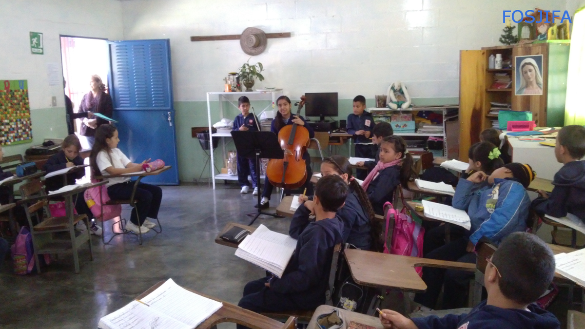 🎼 Violoncello solista de Fe y Alegría, interpretando Suzuki Cello School #ElSistemaCumple40 <a href="/elsistema/">El Sistema</a> 📷 #Mérida 🎻