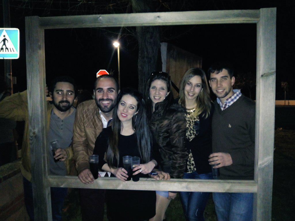 Jmarke90's tweet photo. Maravilloso tener amigos como ustedes http://t.co/TUwmxMbmzM