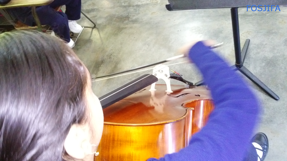 🎼 Violoncello solista de Fe y Alegría, interpretando Suzuki Cello School #ElSistemaCumple40 <a href="/elsistema/">El Sistema</a> 📷 #Mérida 🎻