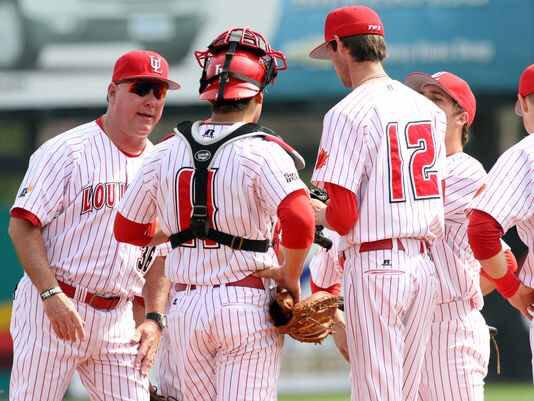 Baseball_Kings_'s tweet image. Congrats Tony Robichaux on his 1,000 victory #baseballking #baseballelite