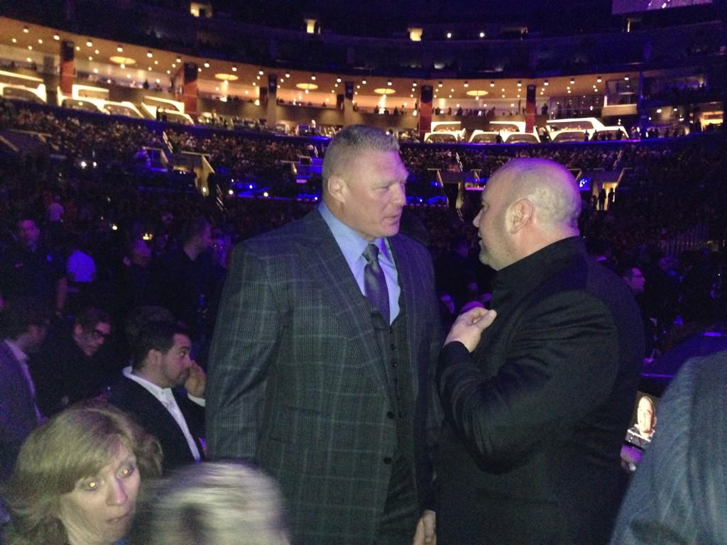 Brock Lesnar with Dana White at UFC 184 B--x7poUQAA5ODk