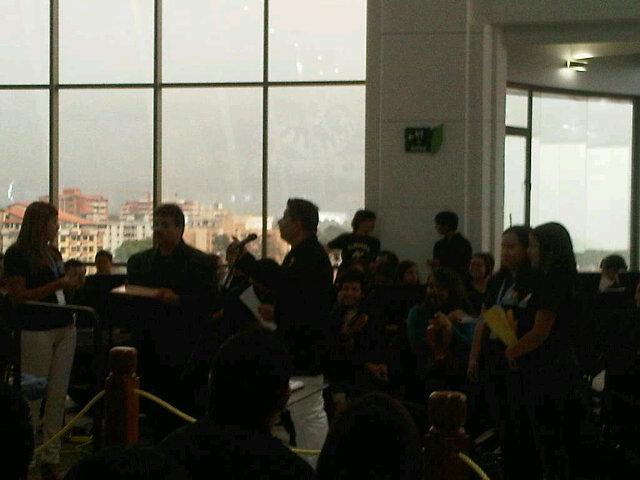 joseomardavila1's tweet photo. La música siempre con el poder de la@fosjiem en el aniversario de #ElSIsitemaCumple40 @elsistema @PEENucleoMerida http://t.co/DXslvqtuIz