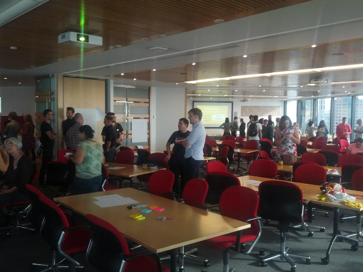 AKLGSJ's tweet photo. Talk about energy in the room!!!!! #GSJam Auckland has definitely brought it's A game @kellymckercher @CJPeelNZ http://t.co/UbRPF4YVjd