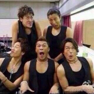 rioriomiyaigma1's tweet photo. フォロワーさん1000人記念ってこで💕

#三代目好きな人RT 
#新曲聞いた人RT
#登坂広臣好きな人RT
#岩田剛典好きな人RT
#一生ついていくって人RT
#RTした人全員フォロー する
#拡散希望 http://t.co/Ddfajplsaj