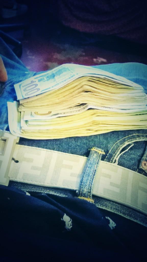 PoloBoyyy94's tweet photo. #NoDayzOff #BreadOverBed #RestinPeace #ImGonGetMyIssue http://t.co/56N473B9pi