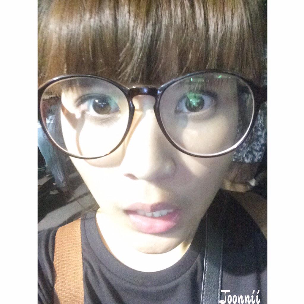 JoonniiSnapshot's tweet photo. @pineare พายเป็นคนตลก นี่ก็ยืนขำอยู่ข้างๆ #ทีมพายอาร์ #รักพายอาร์ #lovesicktheseries #lovesicktheseriesss2 http://t.co/QVkaP8utTZ