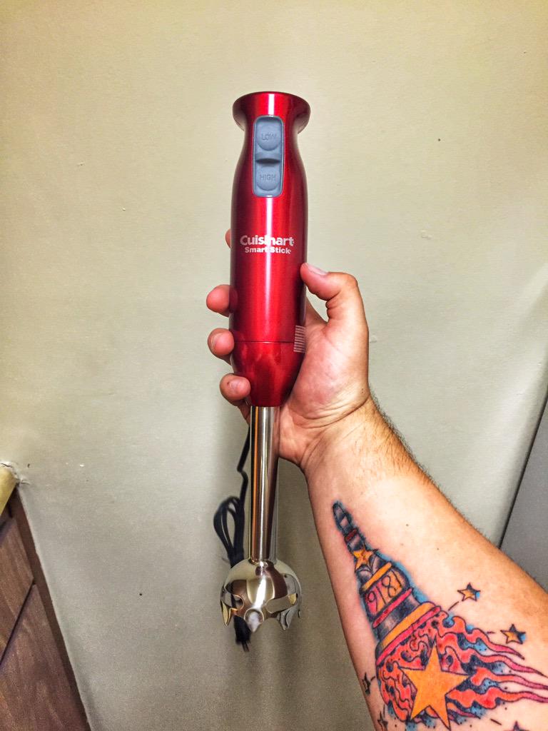 ITSPRATER's tweet image. Ah... Isn&apos;t she lovely? #StickBlender #DudesWhoCook #NewToy #KitchenStuff