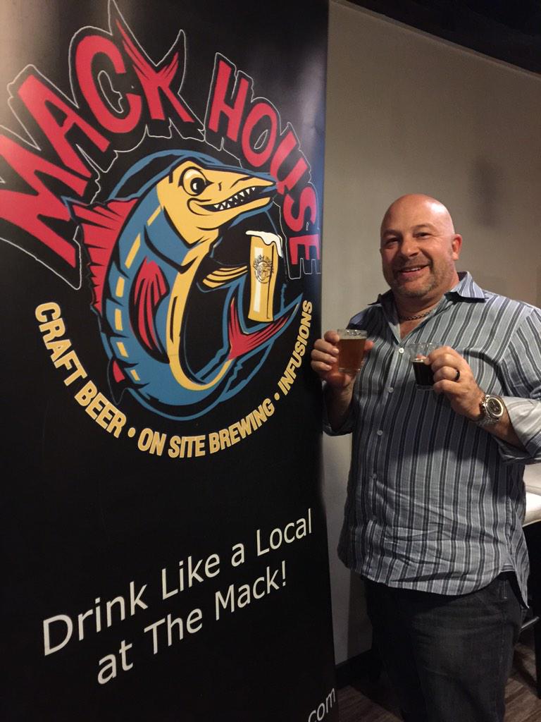 WhiskeyDoc7's tweet photo. @MackHouseDavie Decisions, Decisions, @ MackHouse &amp; Roho Kitchen Beer Pairing.  #MackHouseDavie #RohoKitchen http://t.co/NMcaGkB6iP