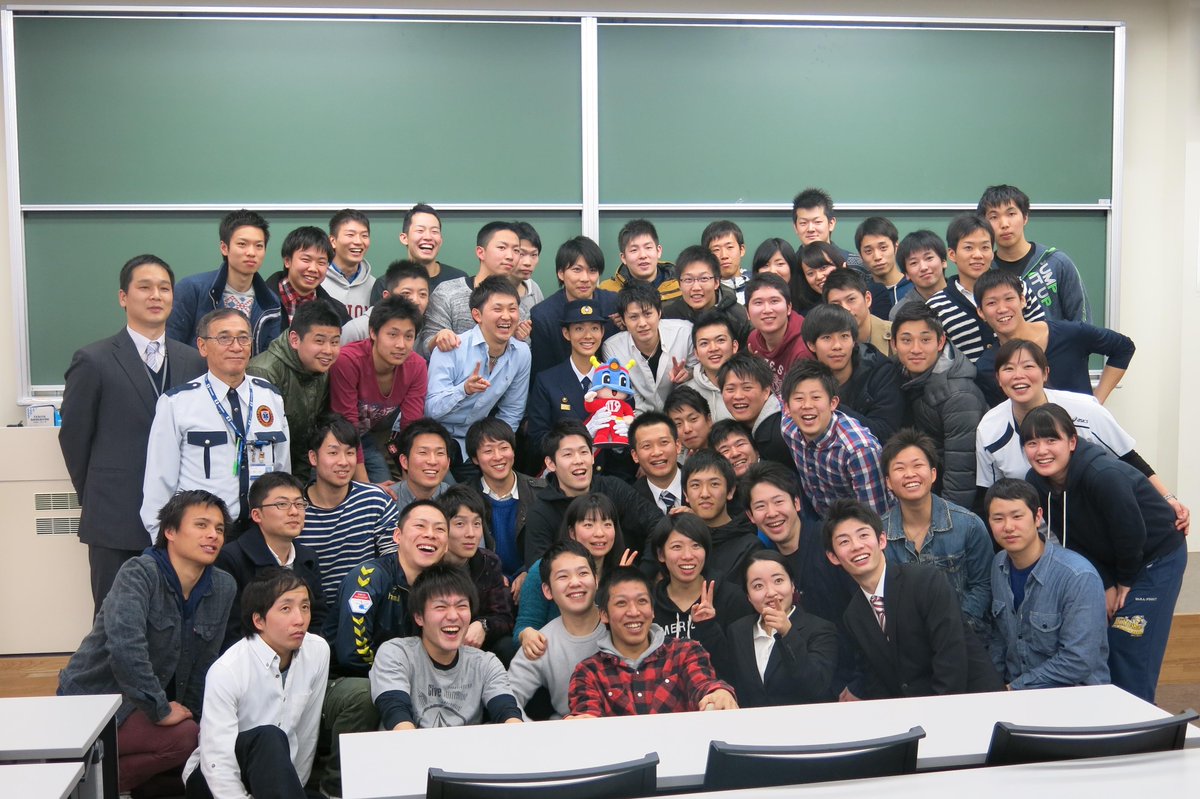東京消防庁 イベントの最後には 救急救命士を志す帝京大学の学生に向けて すみれさんが激励のメッセージを贈りました 東京消防庁 Http T Co Tq4ukzbsqu