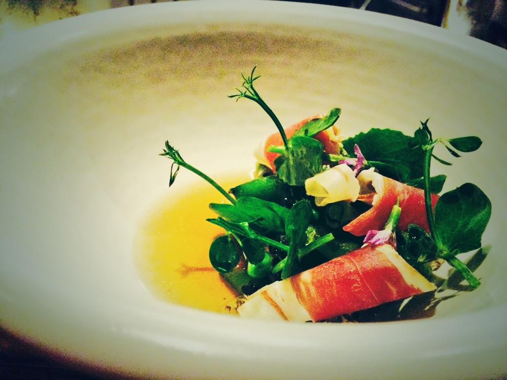 LidiyaHarvey's tweet photo. Course #2 "peas &amp; ham" J&amp;I style @JuniperandIvy @DiningOutSD #chefstasting #14courses #stayhungrySD http://t.co/mhEnxSzvpJ