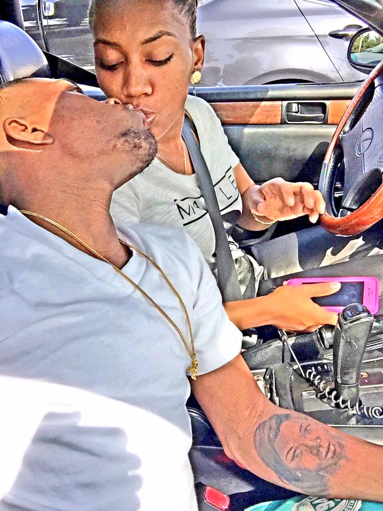 EastsideTC's tweet photo. I told her I'm never letting you 💉💏 #8YearsComplete http://t.co/HHWrVkrElL