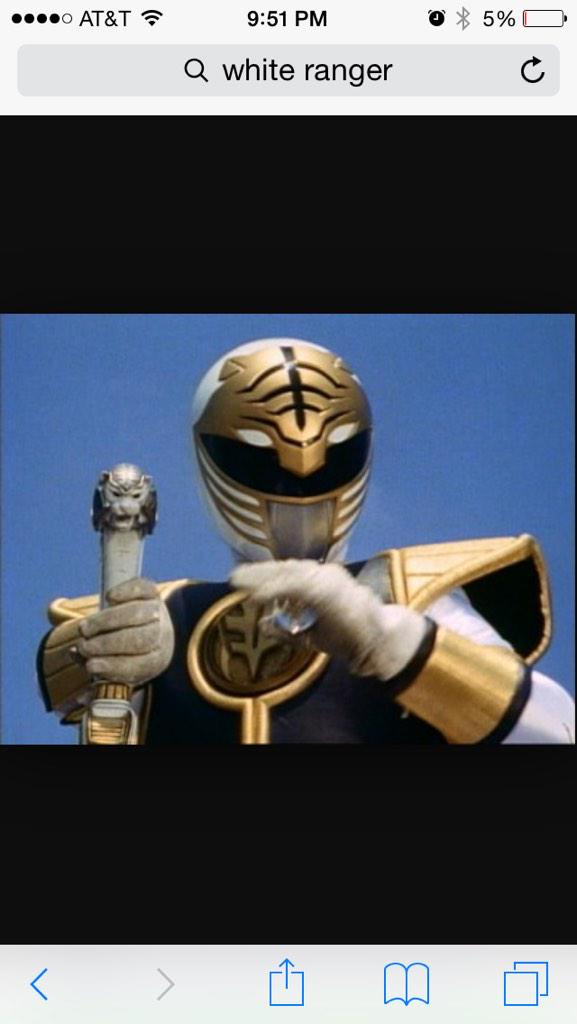 leafbugzombie's tweet image. #blackandblue ?