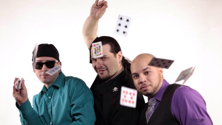 Leslie5612's tweet image. Watch #closeupkings @lokiunltd @MagickBalay @Jblazemagic I am hooked for life!!