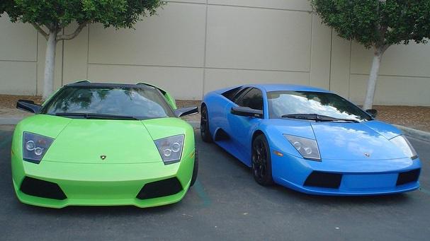 cars_inside's tweet photo. Blue or Green http://t.co/uKduRPxibN