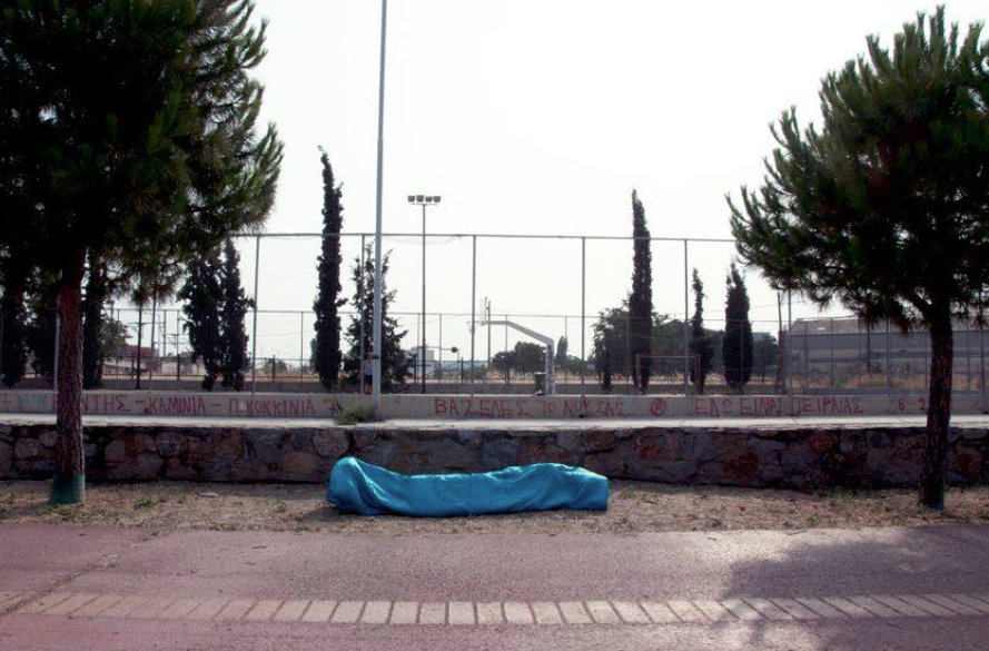 labelnau's tweet image. HOMELESS GHOST = Les Âmes errantes → nouvelarturbain.fr/oeuvres/milo-h… #nouvelarturbain #labelnau #miloproject #homeless #ghost