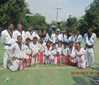 Moti_XIPS2's tweet photo. Kangen taekwondo:') http://t.co/39HFY4MtWA