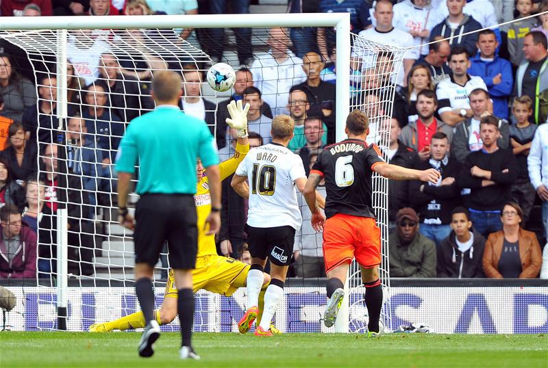 dcfcofficial's tweet photo. FEATURED GAME: #DCFC's game at @FulhamFC today is the featured match on the Football League Show #dcfcfans http://t.co/qLQFMqhYAF