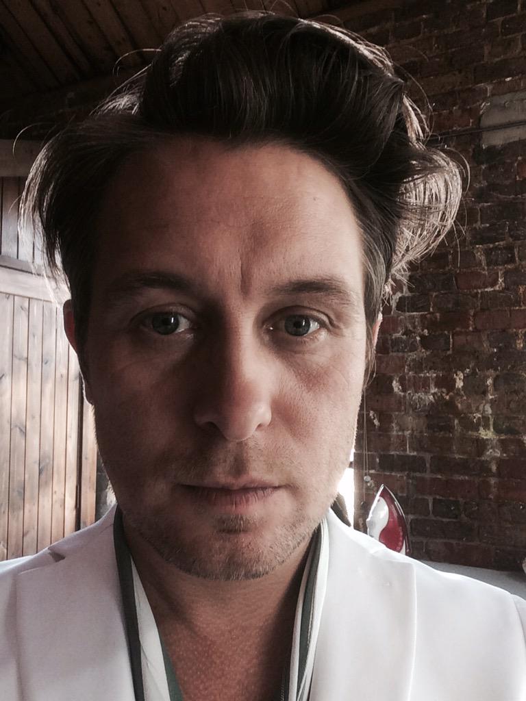 OfficialMarkO's tweet photo. Doing a shoot for the tour programme today
Not long to go now!
Have a great weekend.
Love
M.O
X http://t.co/oxGKfXgb4M